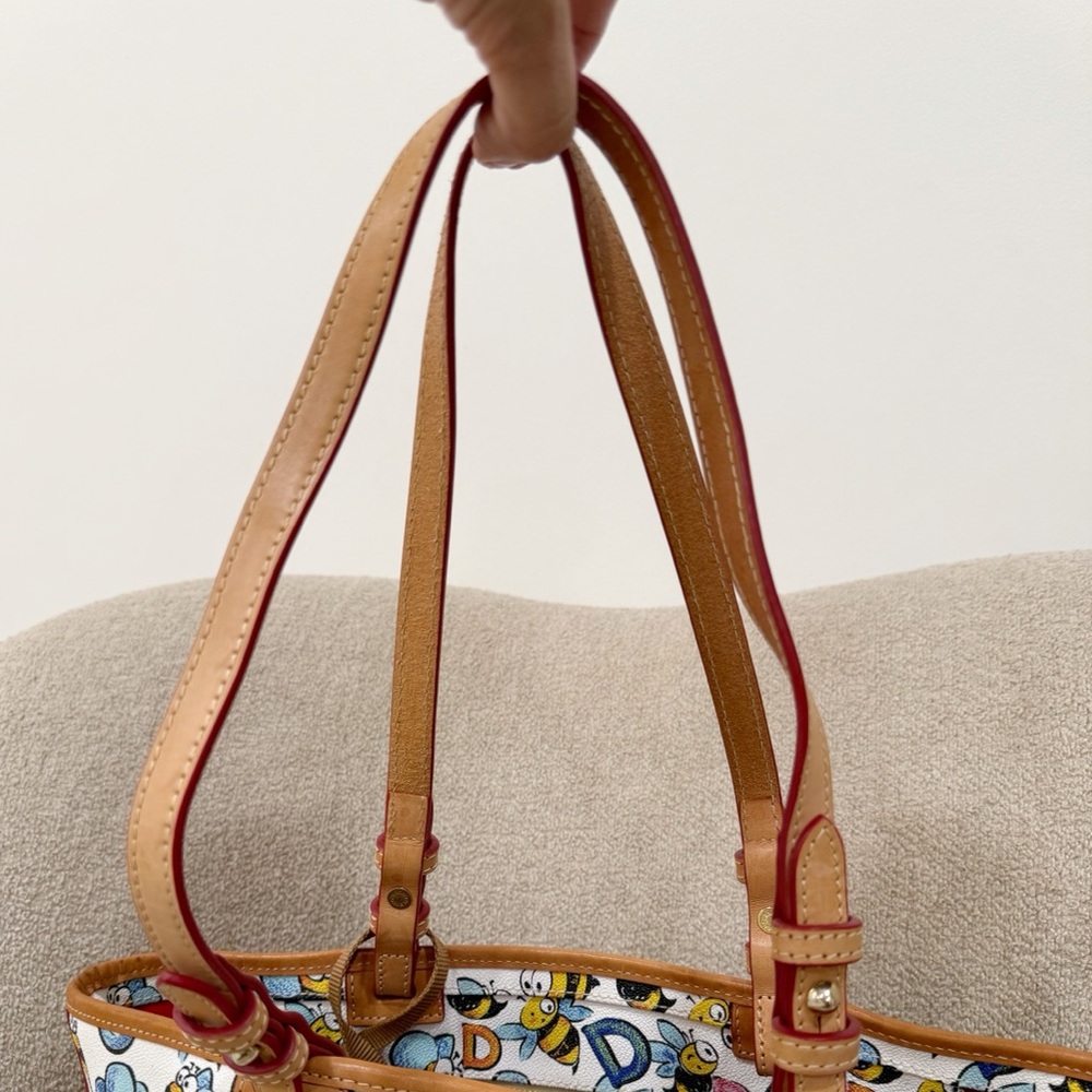 Dooney & Bourke White Bee Print Tote with Tan Trim - Picture 3 of 13
